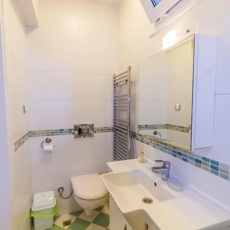 Apartment Deniz Manzarili Luex *