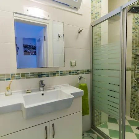 Deniz Manzarili Luex Apartment