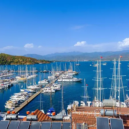 Deniz Manzarili Luex Appartement